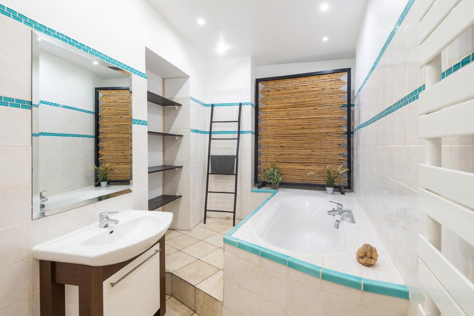 "Le Zen" By Enjoynice, Central Spacious Apartment With Airco, Beach At 10 Min Bagian luar foto