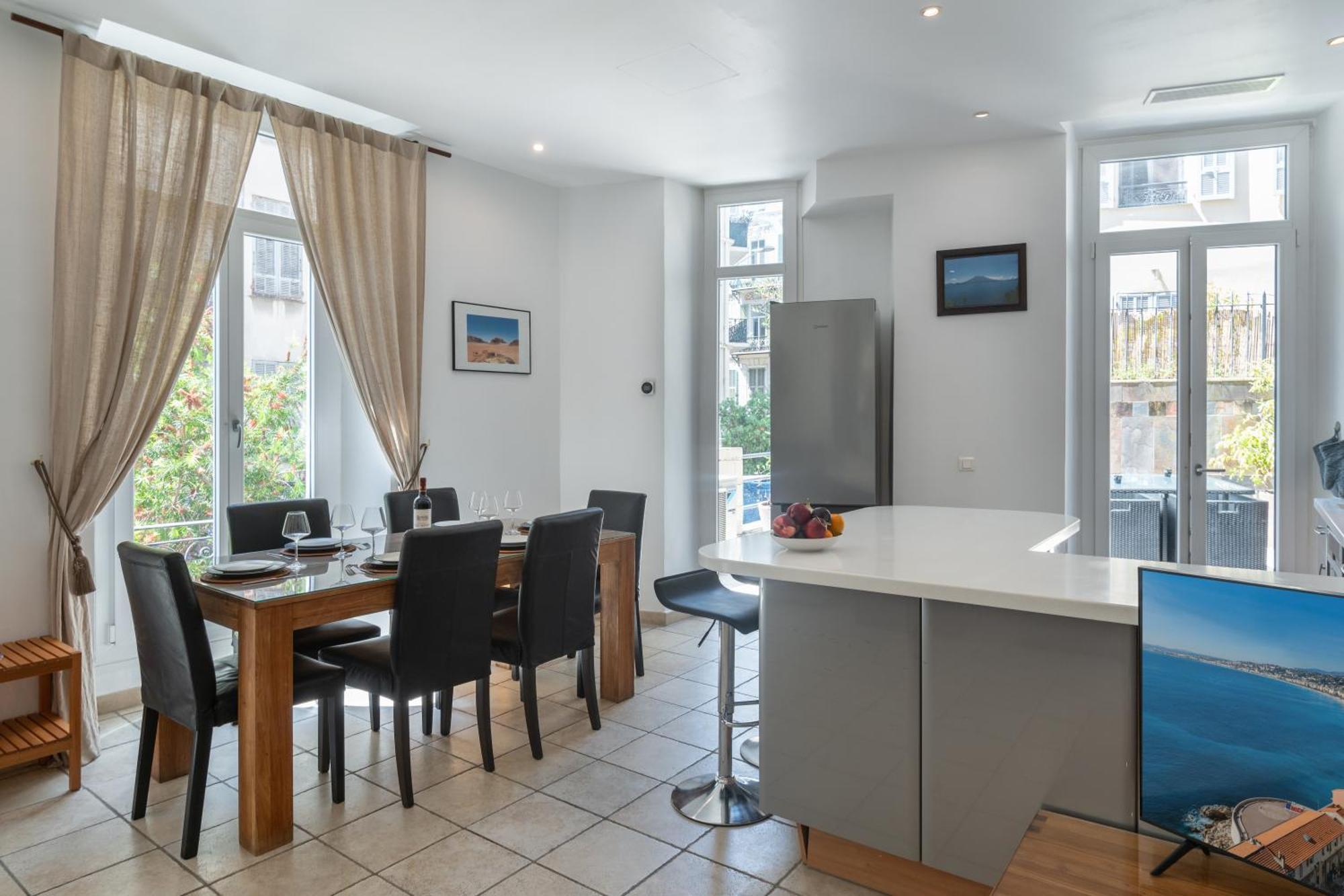 "Le Zen" By Enjoynice, Central Spacious Apartment With Airco, Beach At 10 Min Bagian luar foto